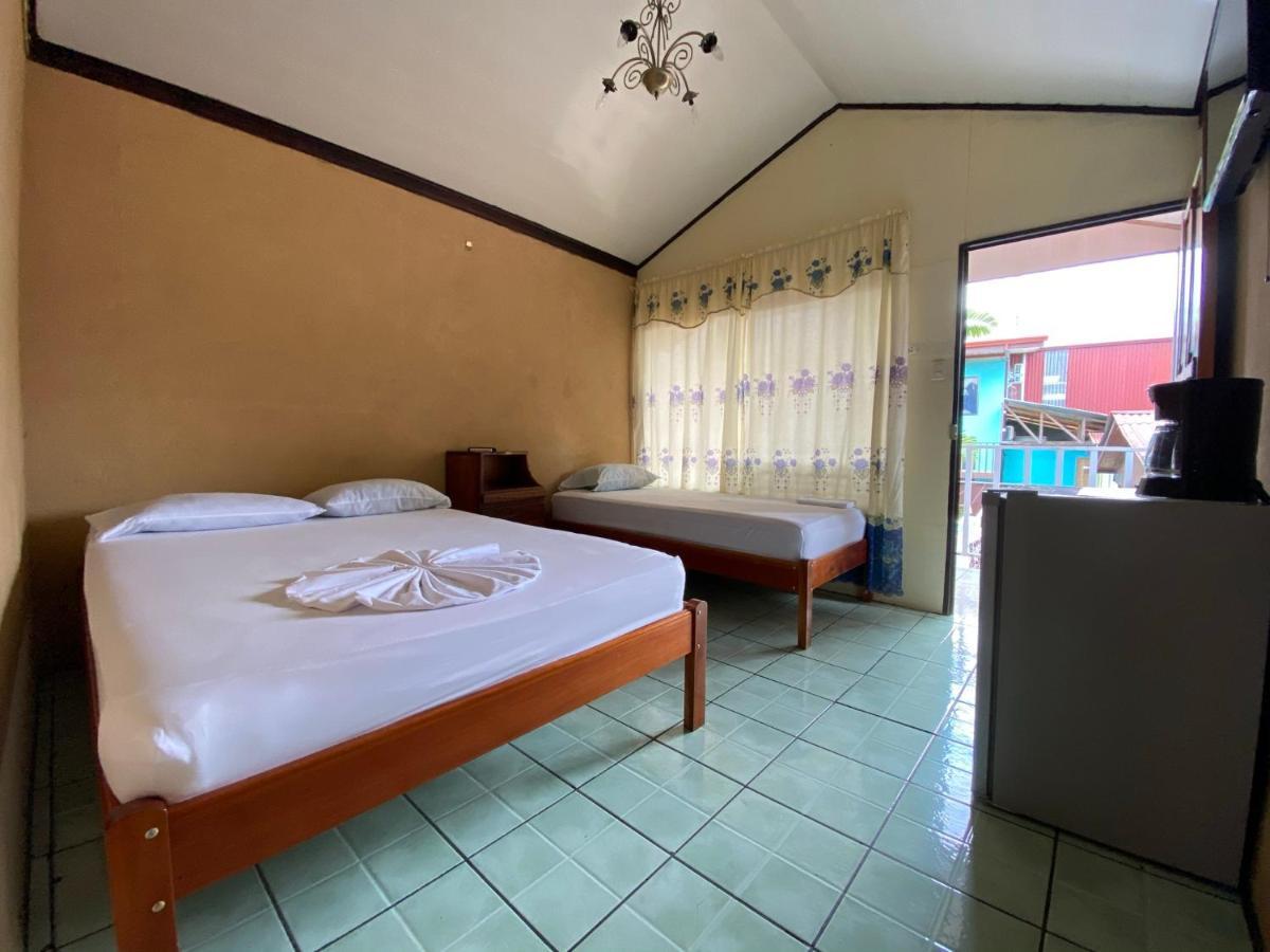 Cabinas Las Palmas Del Sol La Fortuna Eksteriør bilde