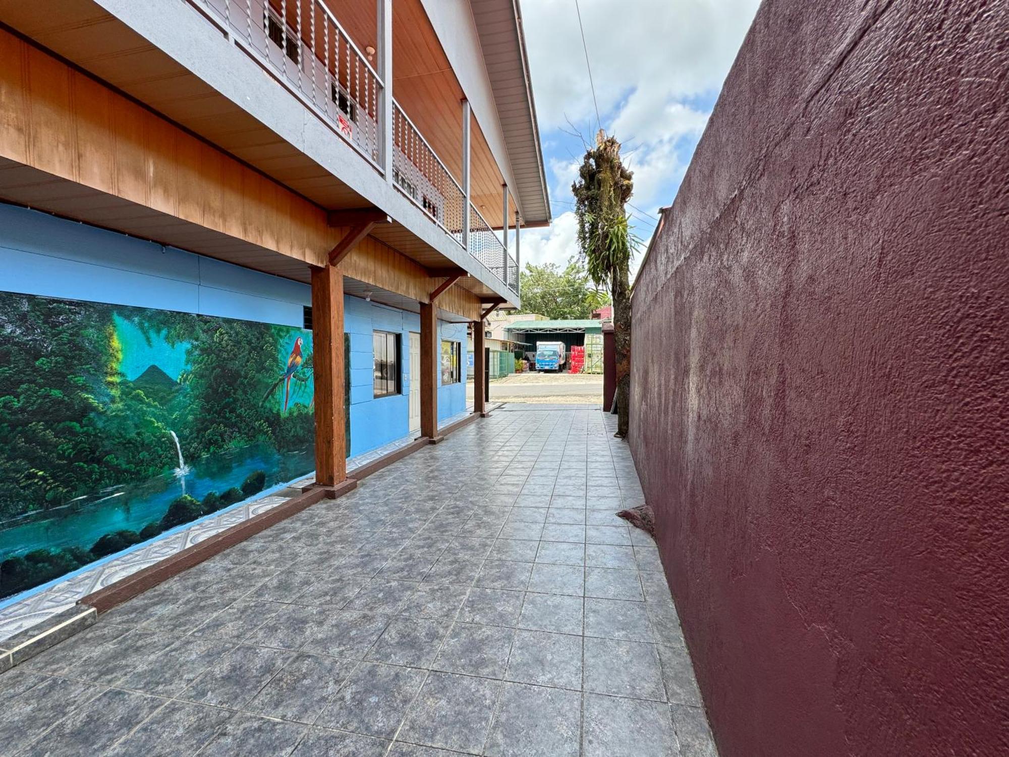 Cabinas Las Palmas Del Sol La Fortuna Eksteriør bilde